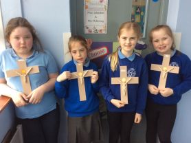 Easter crafts P4/5